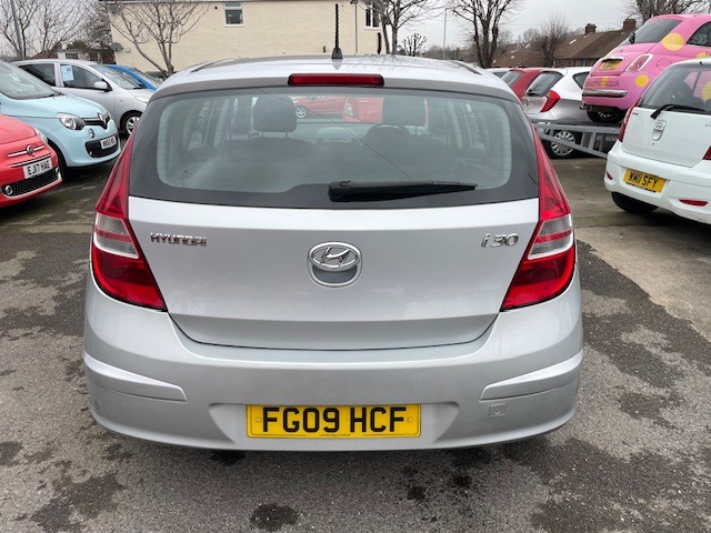 Used Hyundai i30 2009 for sale - 77339668: Photo 6
