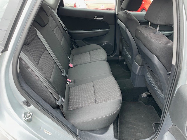 Used Hyundai i30 2009 for sale - 77339668: Photo 9