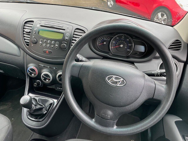 Used Hyundai i10 2014 for sale - 77180784: Photo 9