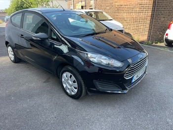 Used Ford Fiesta 2013 for sale - 79262742: Photo