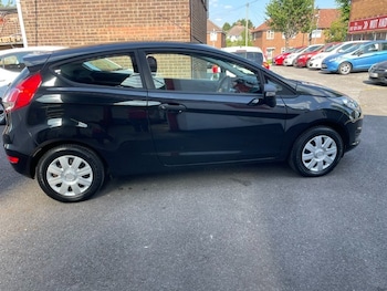 Used Ford Fiesta 2013 for sale - 79262742: Photo