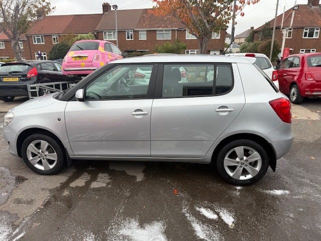 Used Skoda Fabia 2014 for sale - 76265808: Photo 4