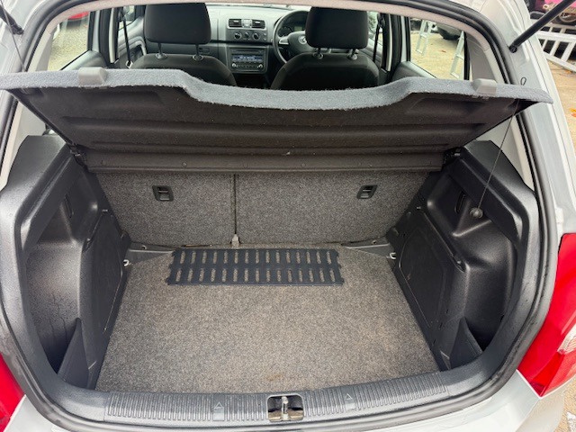 Used Skoda Fabia 2014 for sale - 76265808: Photo 6