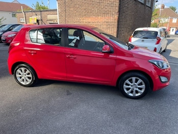 Used Hyundai i20 2014 for sale - 79263787: Photo