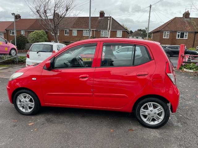 Used Hyundai i10 2010 for sale - 76545728: Photo 4
