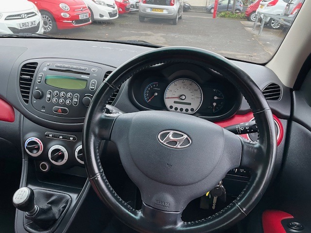 Used Hyundai i10 2010 for sale - 76545728: Photo 9