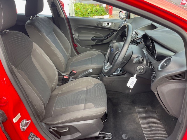 Used Ford Fiesta 2016 for sale - 76302589: Photo 9