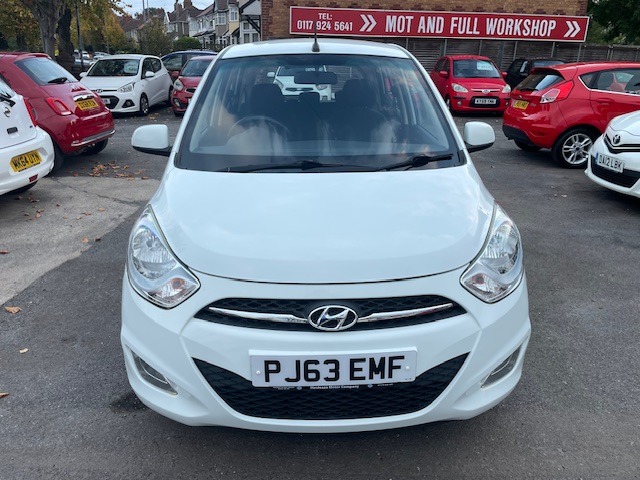 Used Hyundai i10 2013 for sale - 76290580: Photo 2