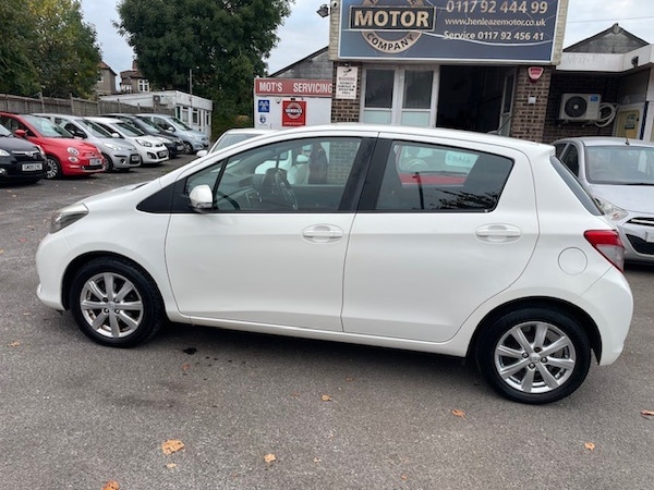 Used Toyota Yaris 2012 for sale - 76321802: Photo 5