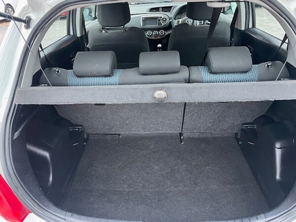 Used Toyota Yaris 2012 for sale - 76321802: Photo 7