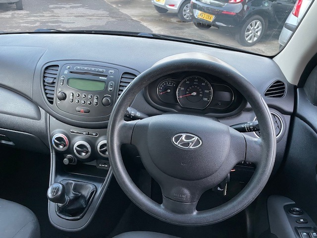 Used Hyundai i10 2012 for sale - 76932197: Photo 10