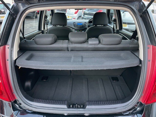 Used Hyundai i10 2012 for sale - 76932197: Photo 7