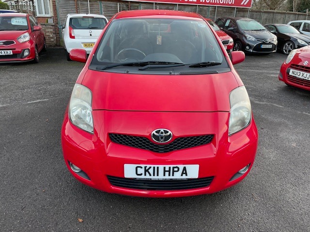 Used Toyota Yaris 2011 for sale - 76922057: Photo 2