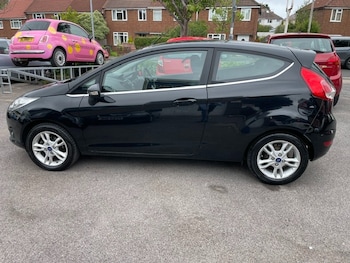 Used Ford Fiesta 2016 for sale - 78895079: Photo