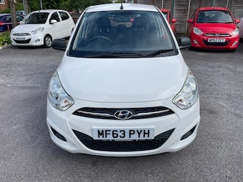 Used Hyundai i10 2013 for sale - 79392372: Photo