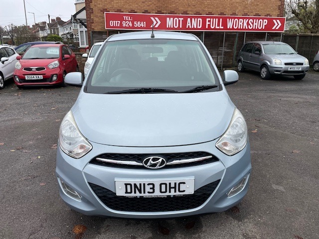 Used Hyundai i10 2013 for sale - 76589991: Photo 2