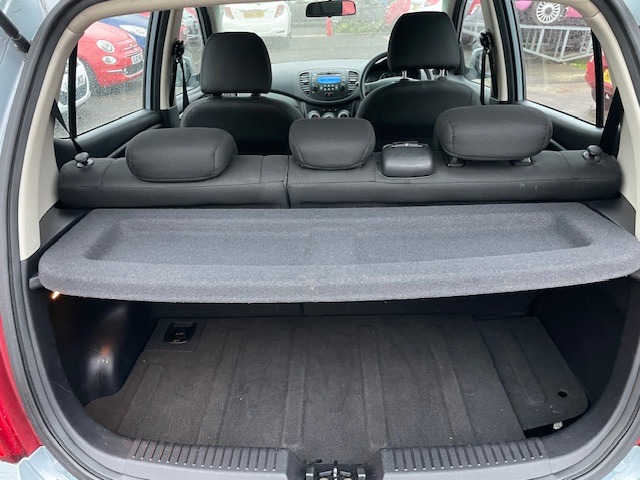 Used Hyundai i10 2013 for sale - 76589991: Photo 6