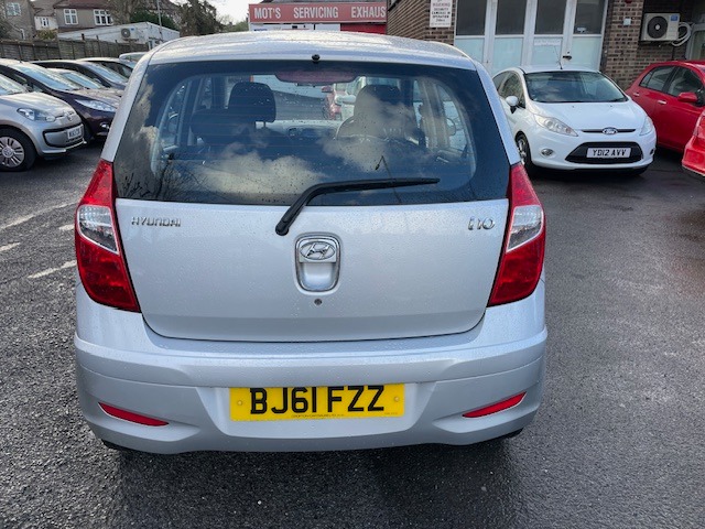 Used Hyundai i10 2011 for sale - 77223391: Photo 6