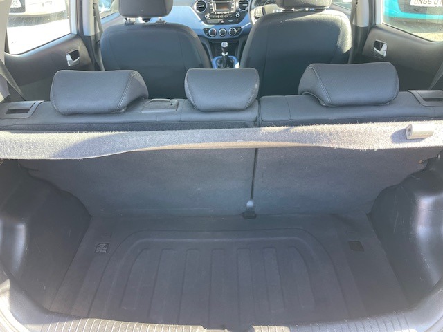 Used Hyundai i10 2016 for sale - 78108829: Photo 7