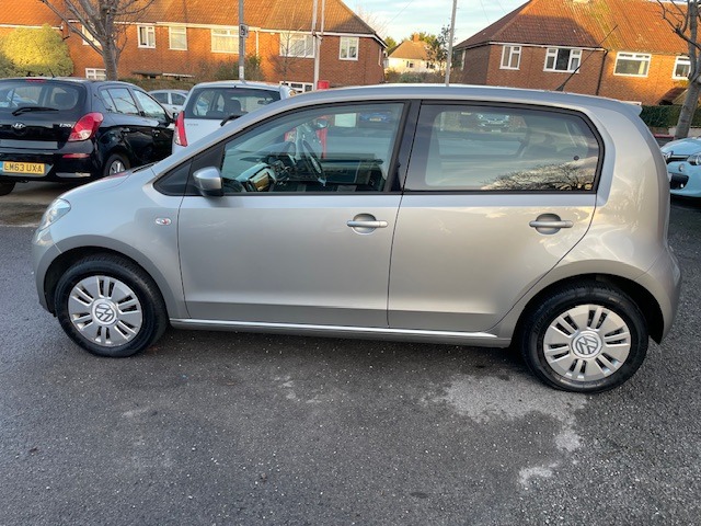 Used Volkswagen up! 2013 for sale - 76922046: Photo 5