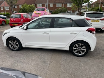 Used Hyundai i20 2016 for sale - 78508314: Photo