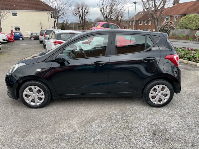 Used Hyundai i10 2014 for sale - 77677367: Photo 4