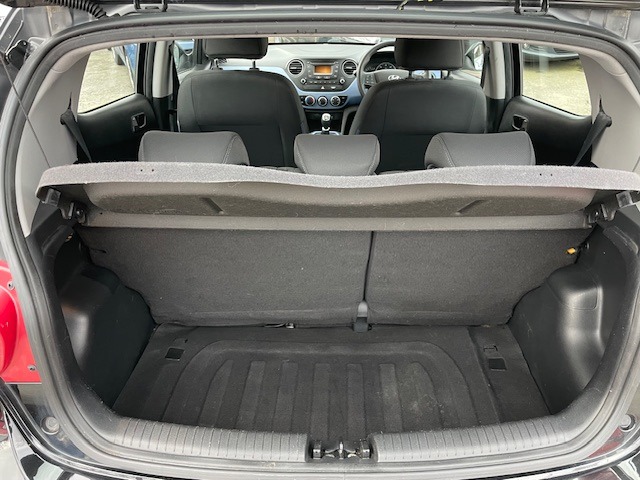 Used Hyundai i10 2014 for sale - 77677367: Photo 7