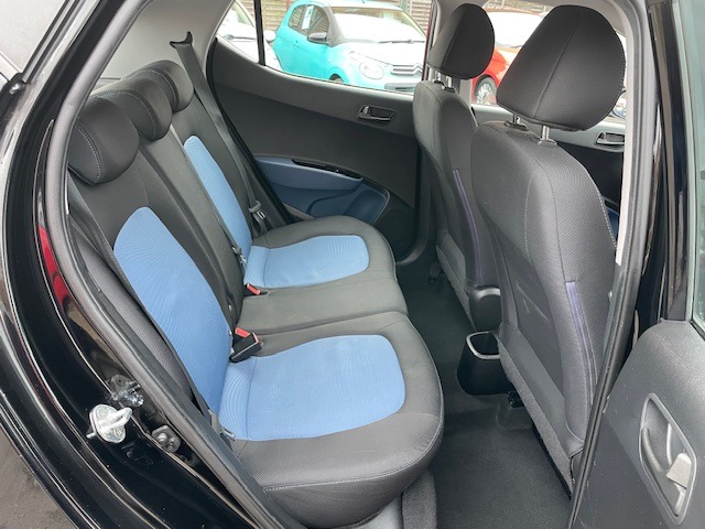 Used Hyundai i10 2014 for sale - 77677367: Photo 8