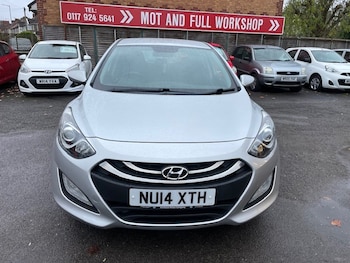 Used Hyundai i30 2014 for sale - 76470644: Photo