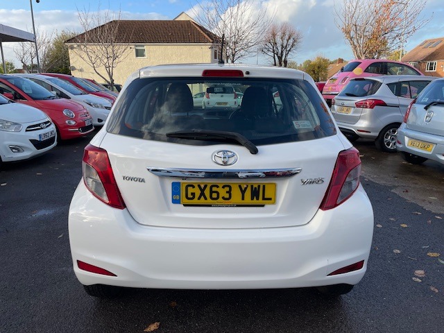 Used Toyota Yaris 2013 for sale - 76427861: Photo 5