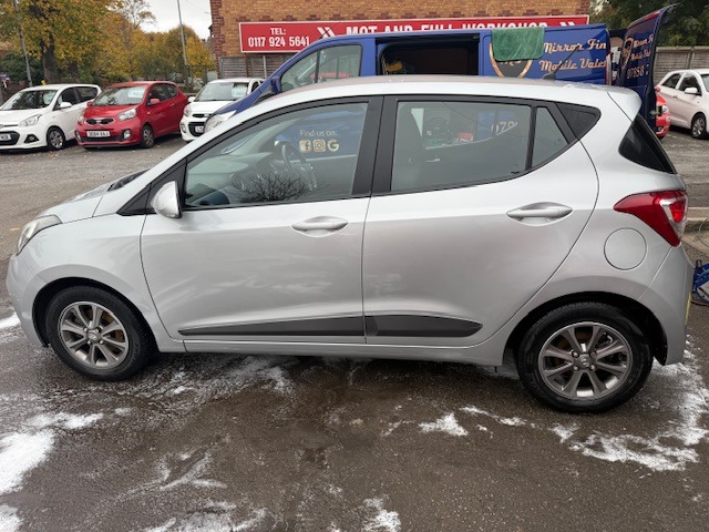 Used Hyundai i10 2014 for sale - 76265827: Photo 4