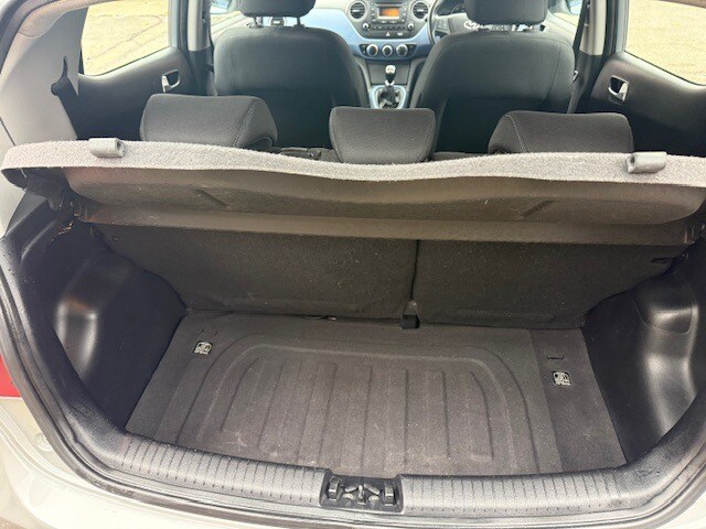 Used Hyundai i10 2014 for sale - 76265827: Photo 6