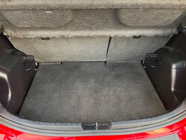 Used Toyota Yaris 2013 for sale - 77532723: Photo 6