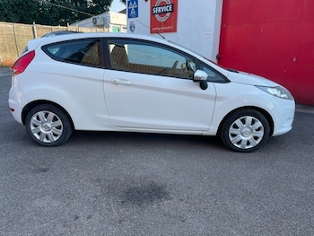 Used Ford Fiesta 2011 for sale - 79165458: Photo