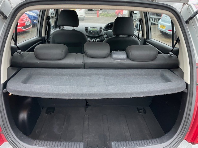 Used Hyundai i10 2011 for sale - 76615720: Photo 7