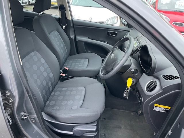 Used Hyundai i10 2009 for sale - 76545504: Photo 9