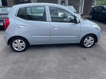 Used Hyundai i10 2011 for sale - 78953939: Photo