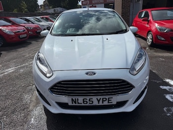 Used Ford Fiesta 2015 for sale - 75921748: Photo