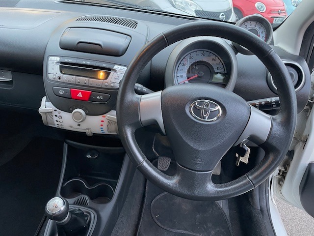 Used Toyota AYGO 2013 for sale - 77519989: Photo 10