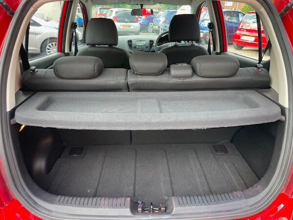 Used Hyundai i10 2013 for sale - 75333572: Photo 6