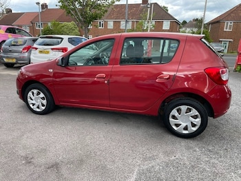 Used Dacia Sandero 2013 for sale - 78569146: Photo