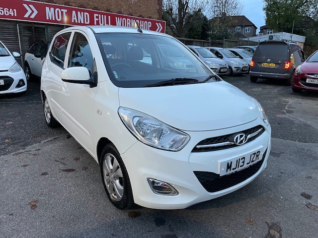 Used Hyundai i10 2013 for sale - 76568695: Photo 1