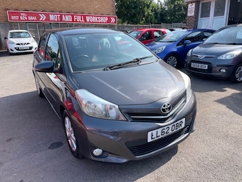 Used Toyota Yaris 2012 for sale - 75604674: Photo