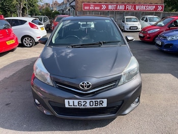 Used Toyota Yaris 2012 for sale - 75604674: Photo