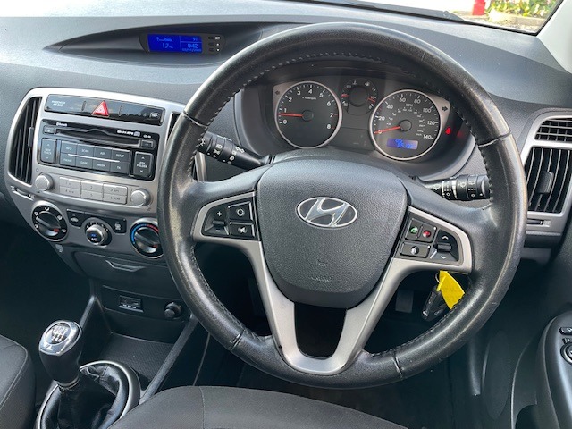 Used Hyundai i20 2013 for sale - 77836697: Photo 9