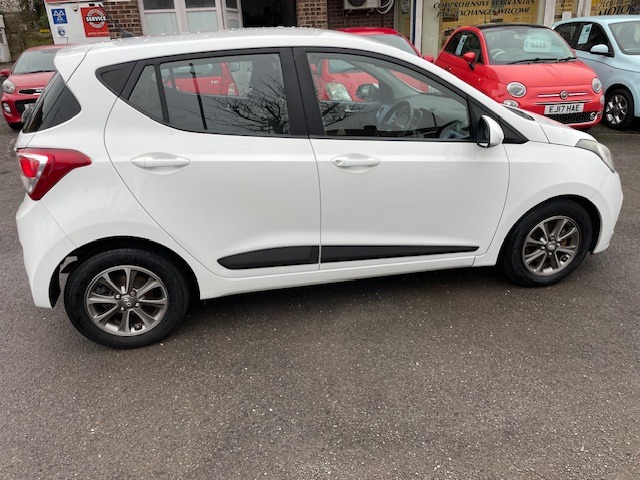 Used Hyundai i10 2015 for sale - 77198061: Photo 3