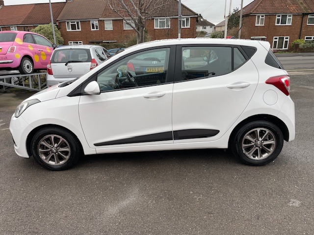 Used Hyundai i10 2015 for sale - 77198061: Photo 4