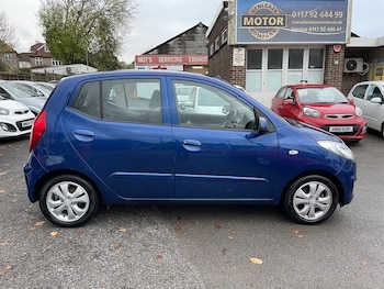 Used Hyundai i10 2014 for sale - 76568162: Photo