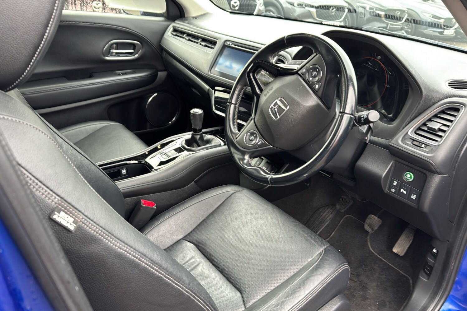 Used Honda HR-V 2018 for sale - 77675192: Photo 10