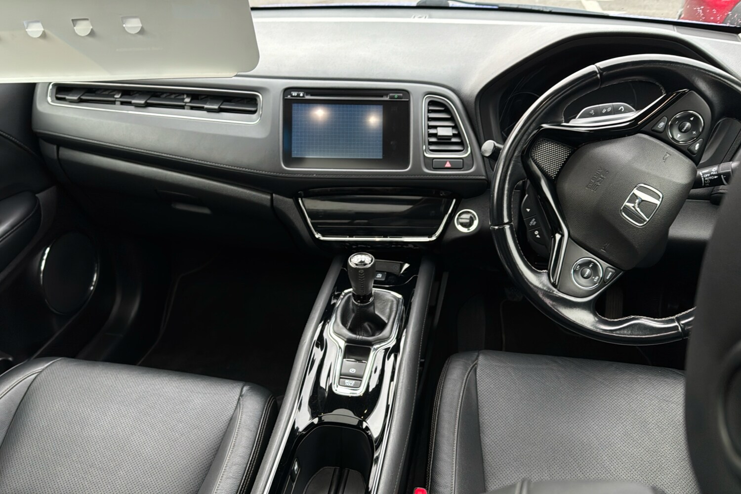 Used Honda HR-V 2018 for sale - 77675192: Photo 9